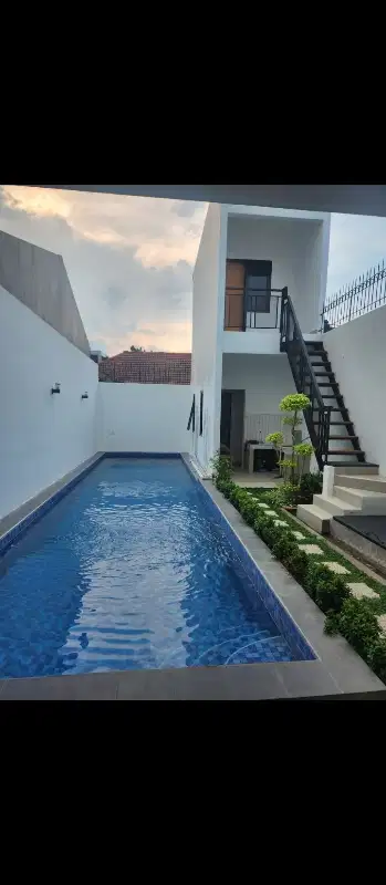 dijual rumah brandnew di kemang jakarta selatan