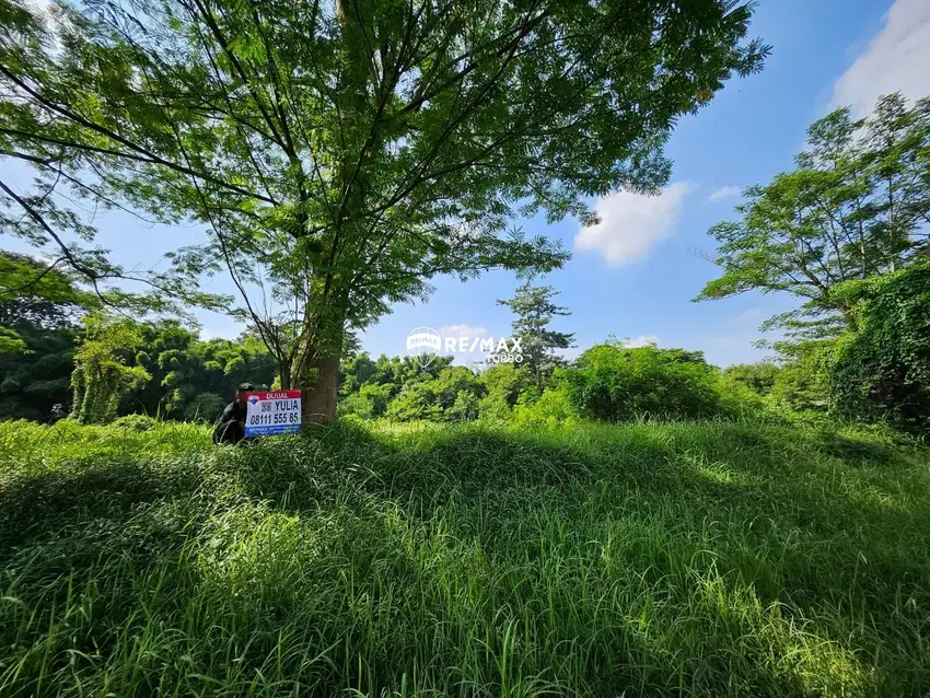 Disewakan kavling elite  view lapangan golf di Jl. Modern Golf Raya