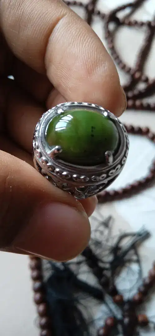 Giok Aceh kantoran