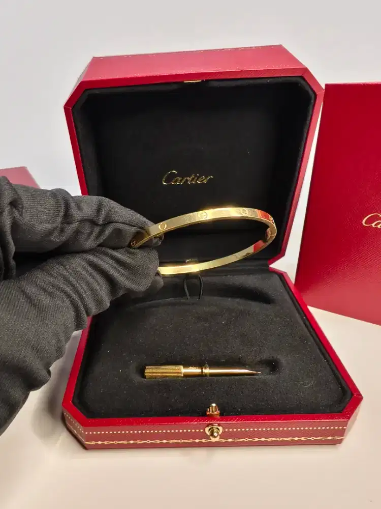 Gelang/Bracelet Cartier Love Gold/Emas 18K 20gr