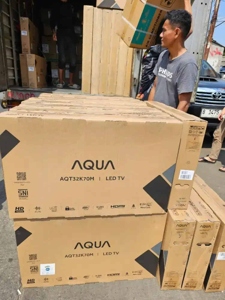 Jual tv aqua 32k701 baru cicil kredit