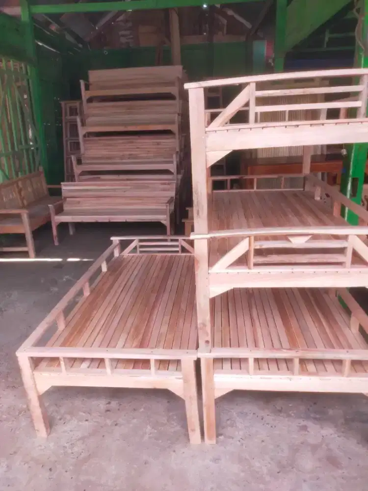 Jual kursi kayu tangga lipat tirai kree rumbia dan laen2