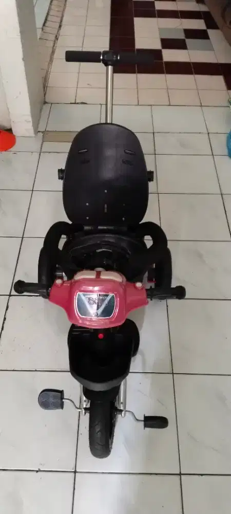 Sepeda anak roda 3