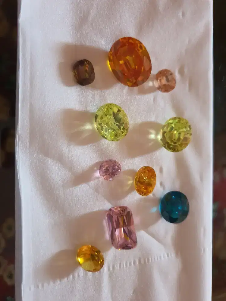 Di jual batuan aquamarine