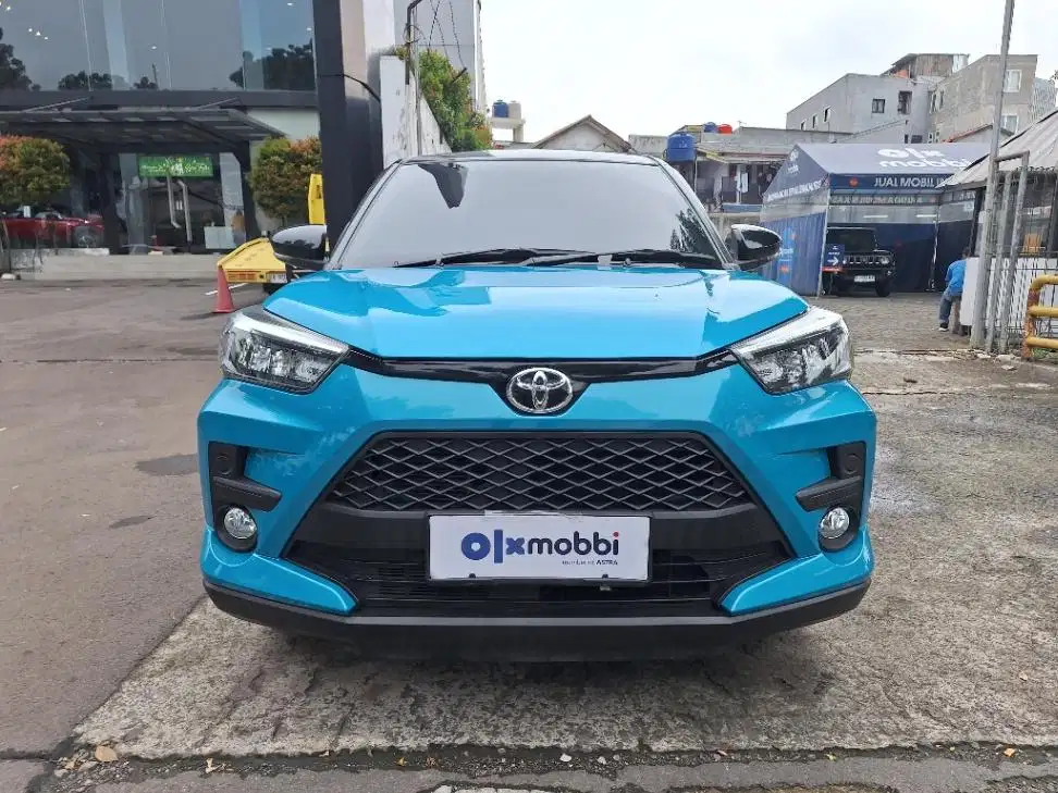 DP MURAH Toyota Raize 1.0 GR Sport Two Tone Bensin-AT 2021 Biru CWIEB