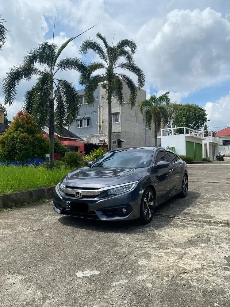 Civic 1.5 Turbo ES Matic 2016 Antik