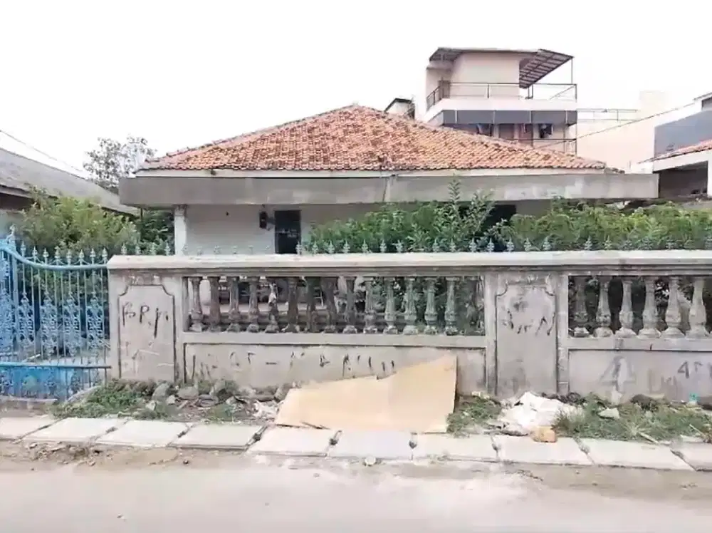 Rumah Tangerang Kota Luas Dekat Tang City