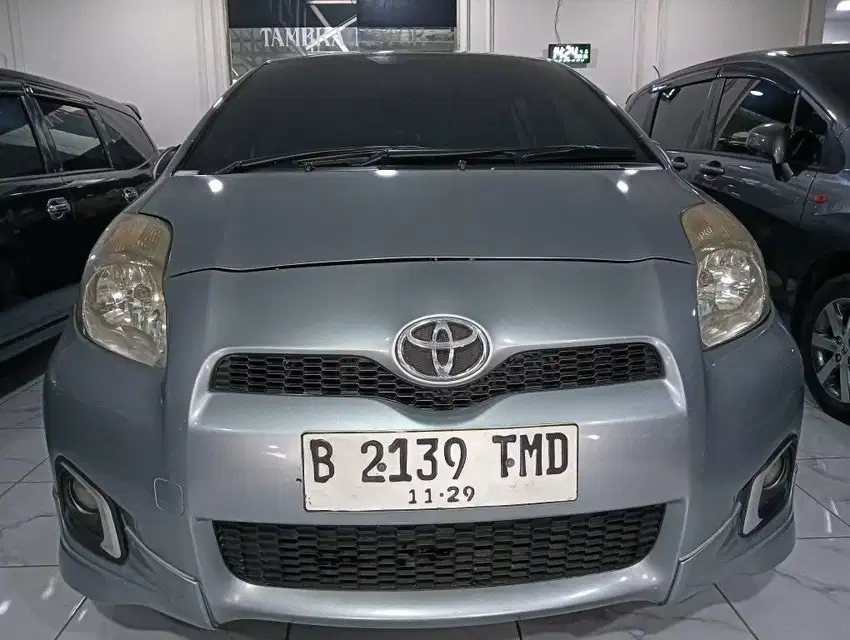 Toyota yaris e matic dp 3jt tahun 2012