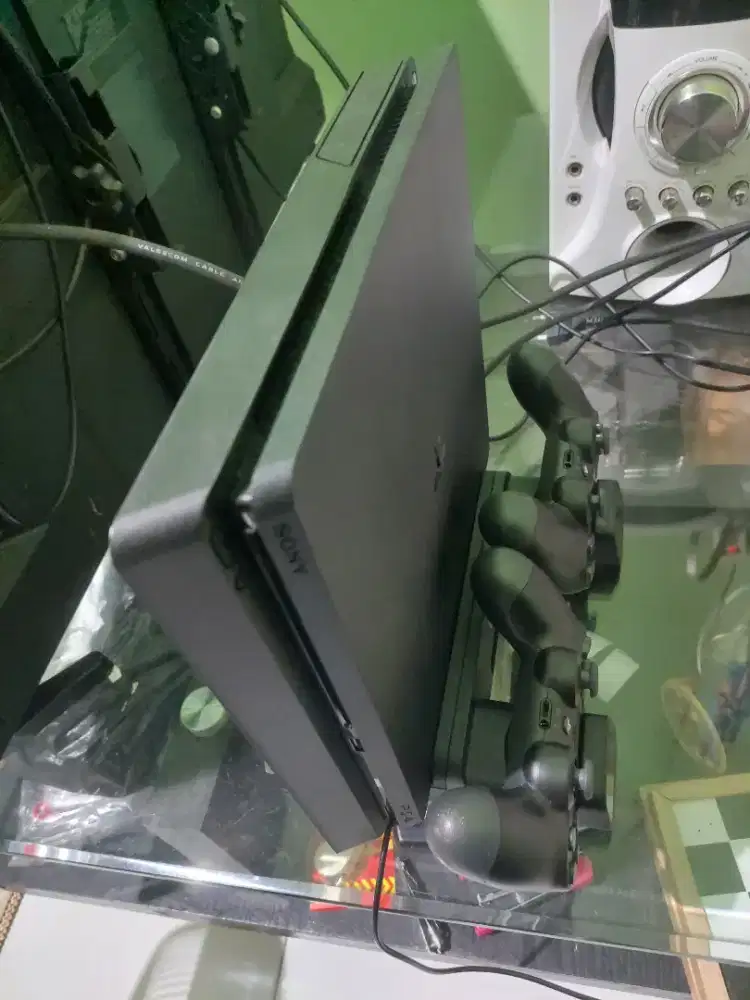 Di JUAL PS4 Slim Masih Segel.