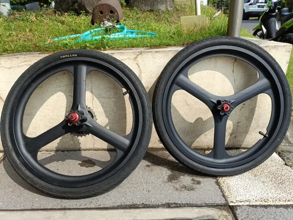 Velg sepeda 3spoke