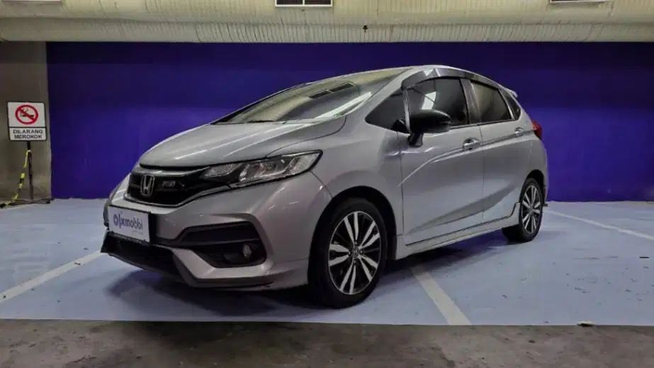 Low Angsuran Honda Jazz 1.5 RS Bensin-MT 2019 UOB