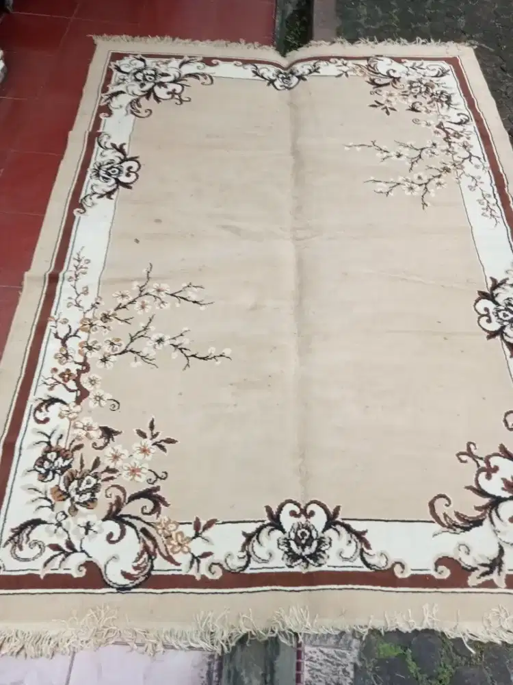 Karpet ukuran besar