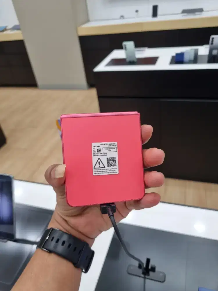 Samsung Galaxy Z Flip7 12/512GB