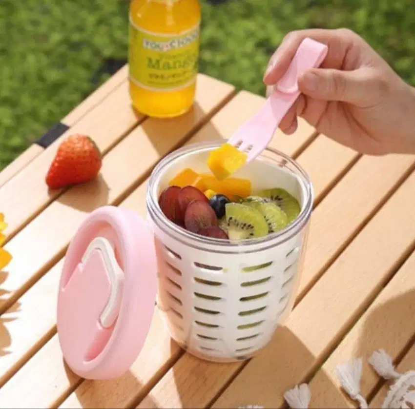 Storage Cup With Lids and Fork