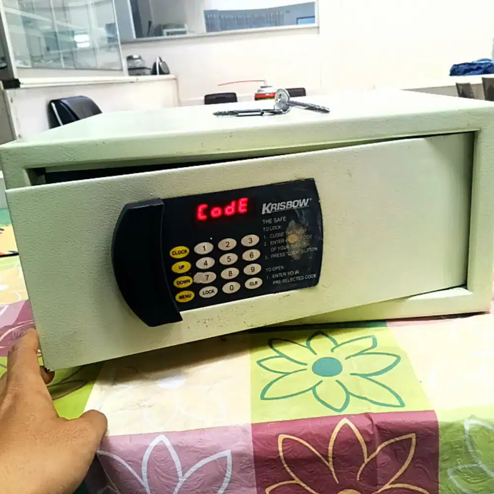 SAVETY BOX-BRANKAS STEEL KRISBOW-AZKO