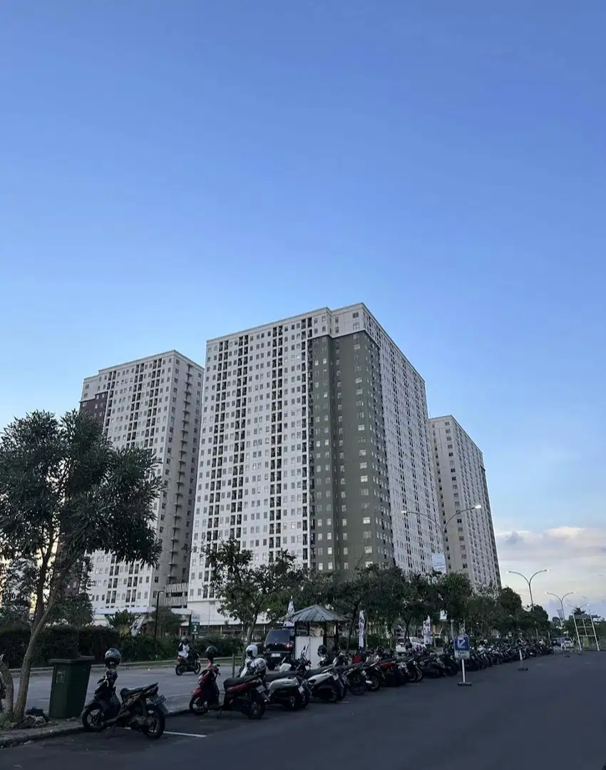 Apartemen 2 Kamar Tidur Full Furnished Dekat Tol, Stasiun dan Bandara