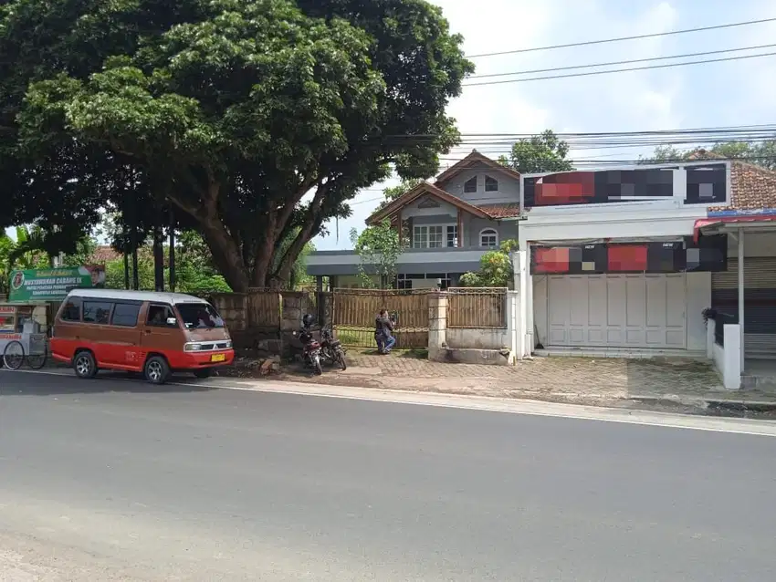 1 Rmh+ 2 ruko + Tanah Mainroad Dekat alun alun Tanjungsari, 9,5 M