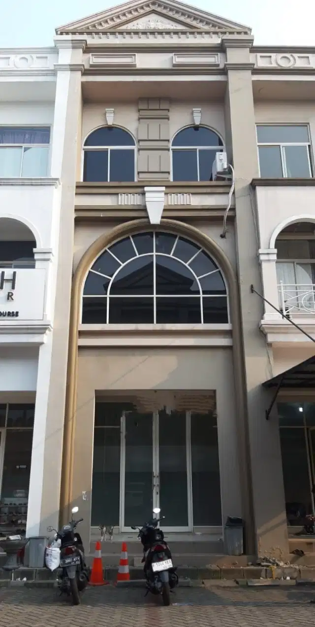Ruko Murah Siap Pakai Grand Galaxy City Bisa KPR Lokasi Strategis