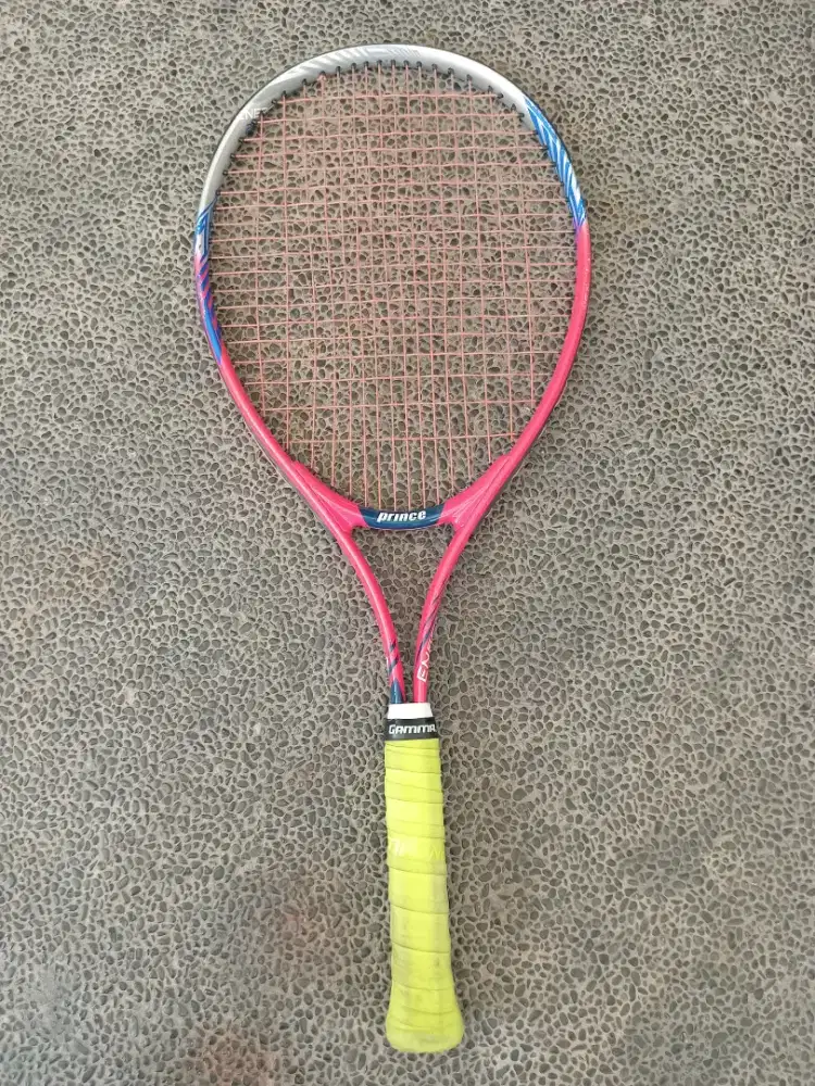 Raket tenis anak-anak merk Prince usia 8-10 tahun
