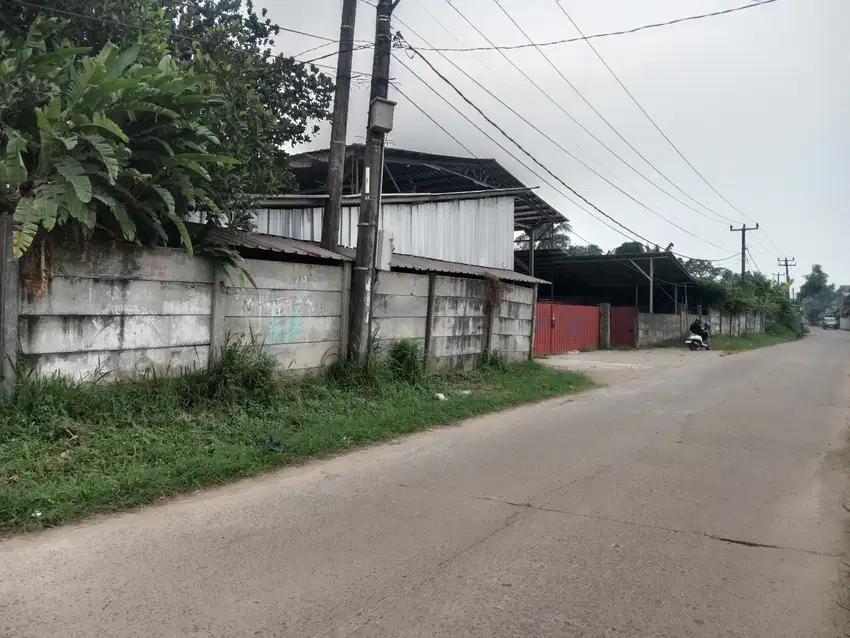 Disewakan tanah tempat usaha cocok utk workshop atau usaha lain
