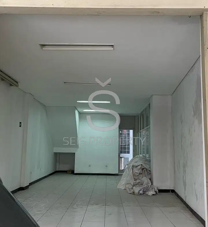 DISEWAKAN RUKO 2 LANTAI SIAP PAKAI DI JL ENCE AZIS BDG.