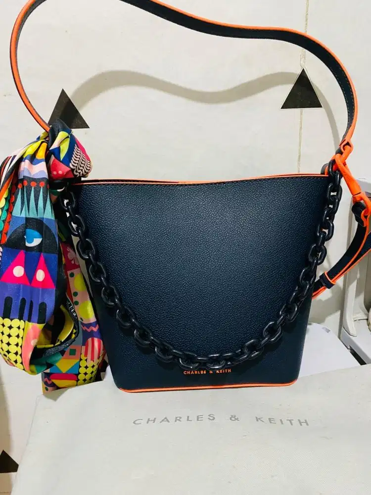 Tas ori charles n keith