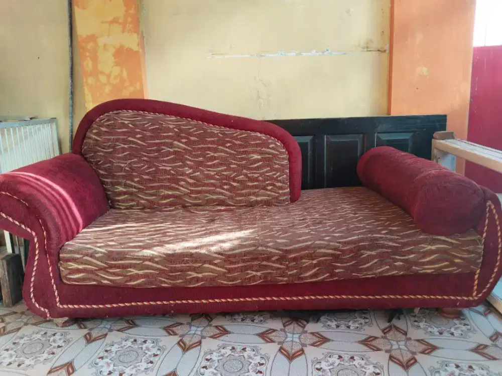 DI JUAL SOFA SINGLE