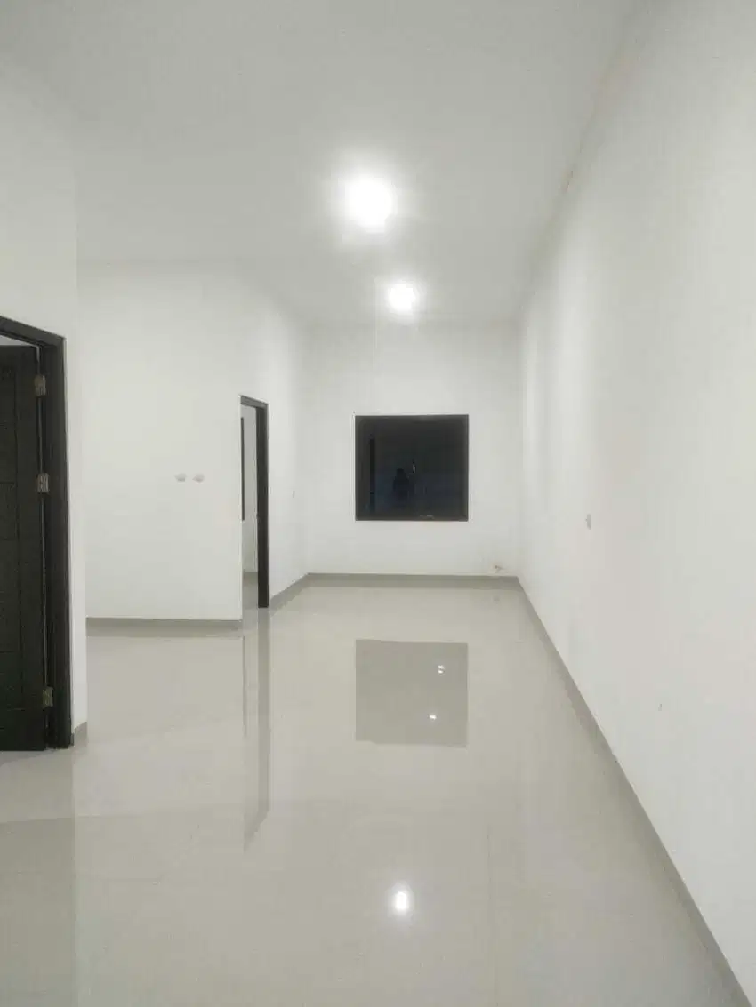 Rumah bangunan baru 2 lantai siap huni di harapan indah 1 bekasi