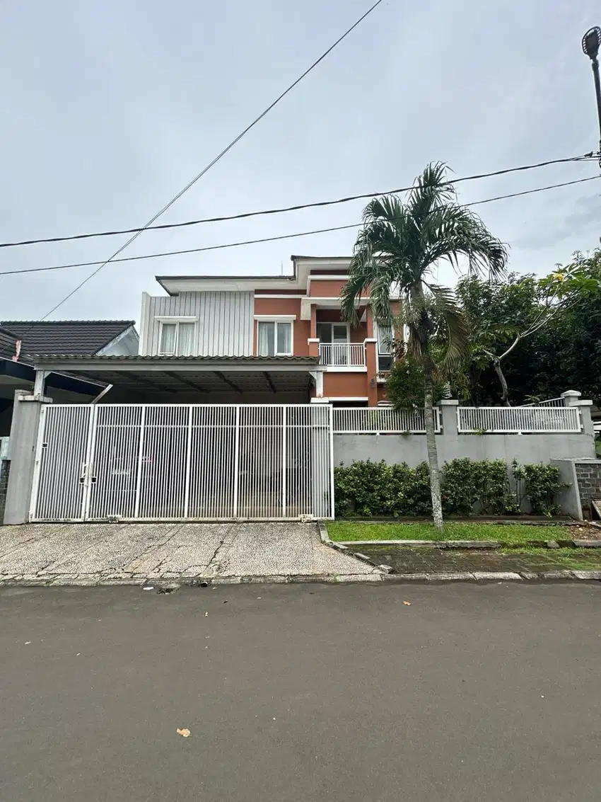 Rumah hook Anggrekloka BSD Furnished hadap Barat