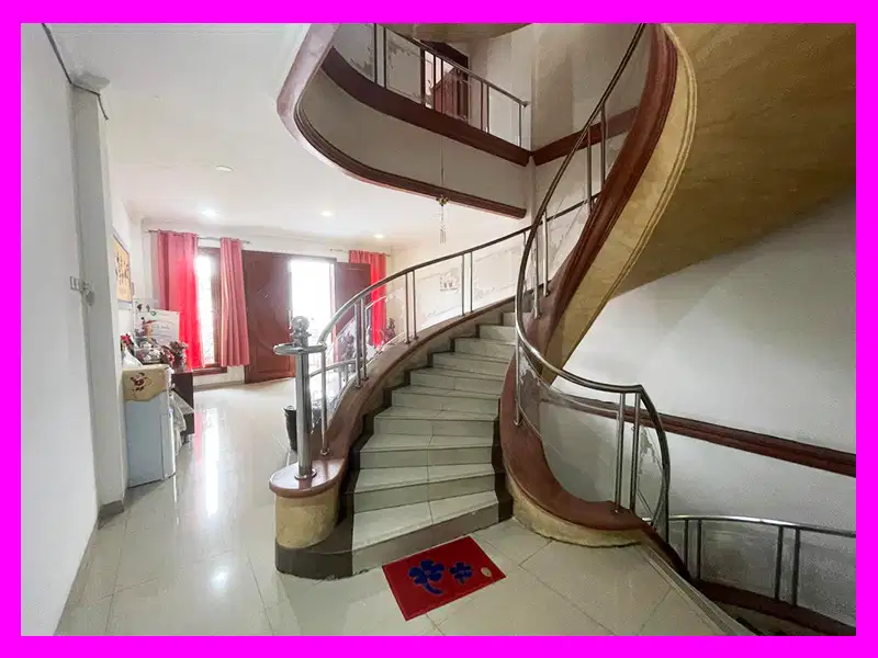 dhyana Rumah full furnish uk 5x20m hadap Selatan di Komplek Kavling Po