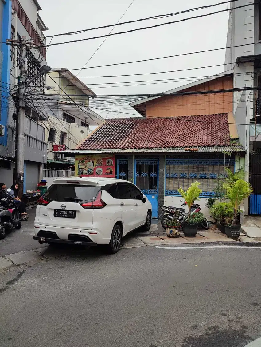 RUMAH DI JL KARTINI