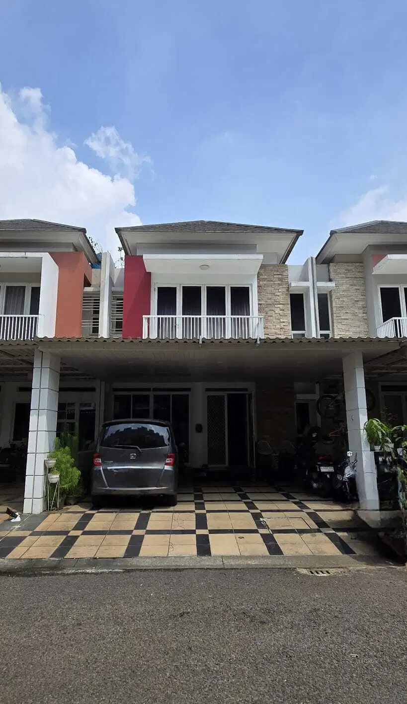 Rumah dekat mall di palm Summarecon Bekasi