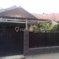 Rumah cantik kokoh layak huni balekambang dkt sekali dari raya condet
