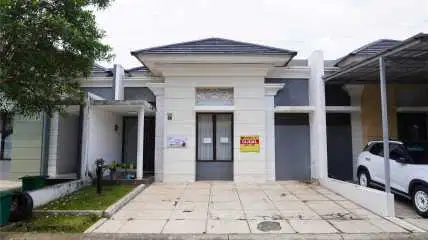 Rumah di Citra Lake Sawangan Siap Huni Lokasi Strategis