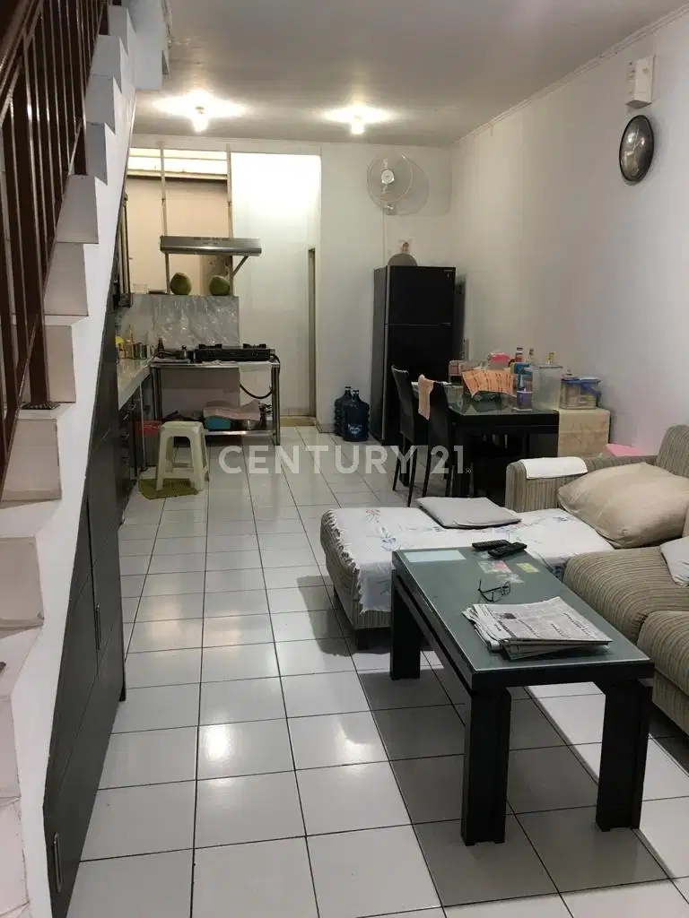 DIJUAL RUMAH PERMATA TAMAN PALEM JAKARTA BARAT