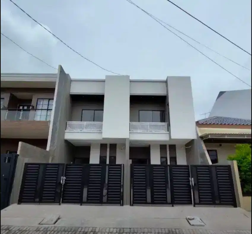 Rumah Cantik Villa Kalijiudan Surabaya