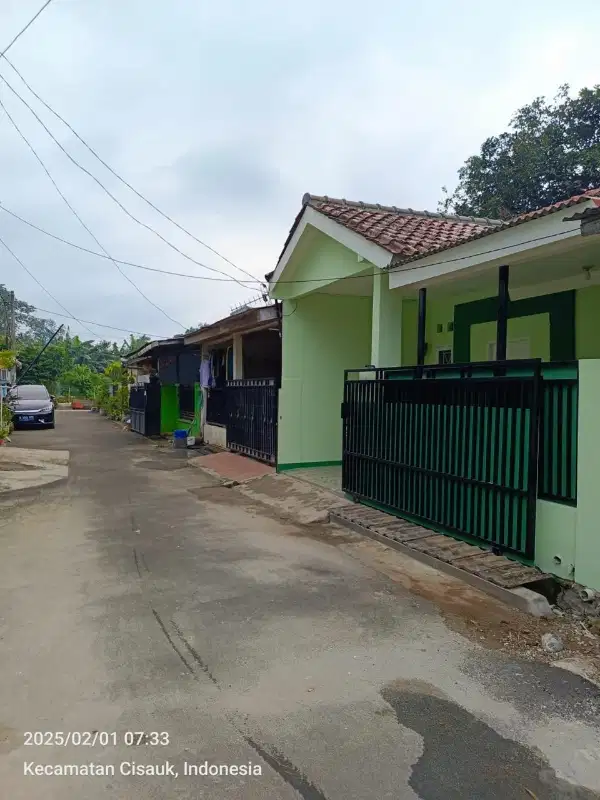 Di jual rumah dekat stasiun Cisauk dan BSD