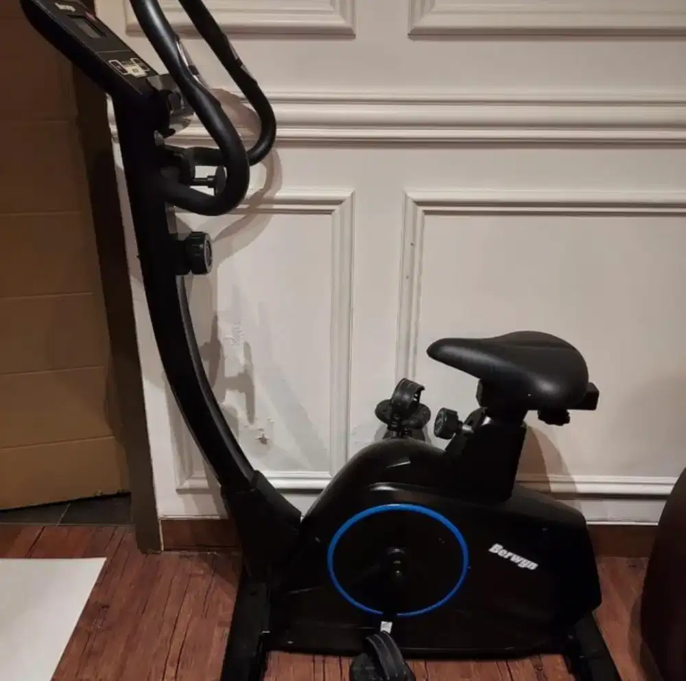 BERWYN Sepeda Statis