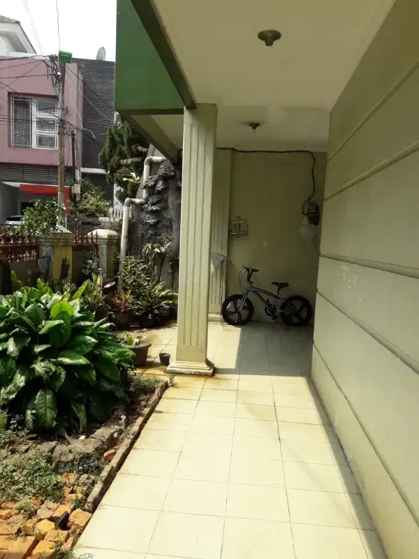 Dijual rumah 2 lantai pondok kopi jakarta timur