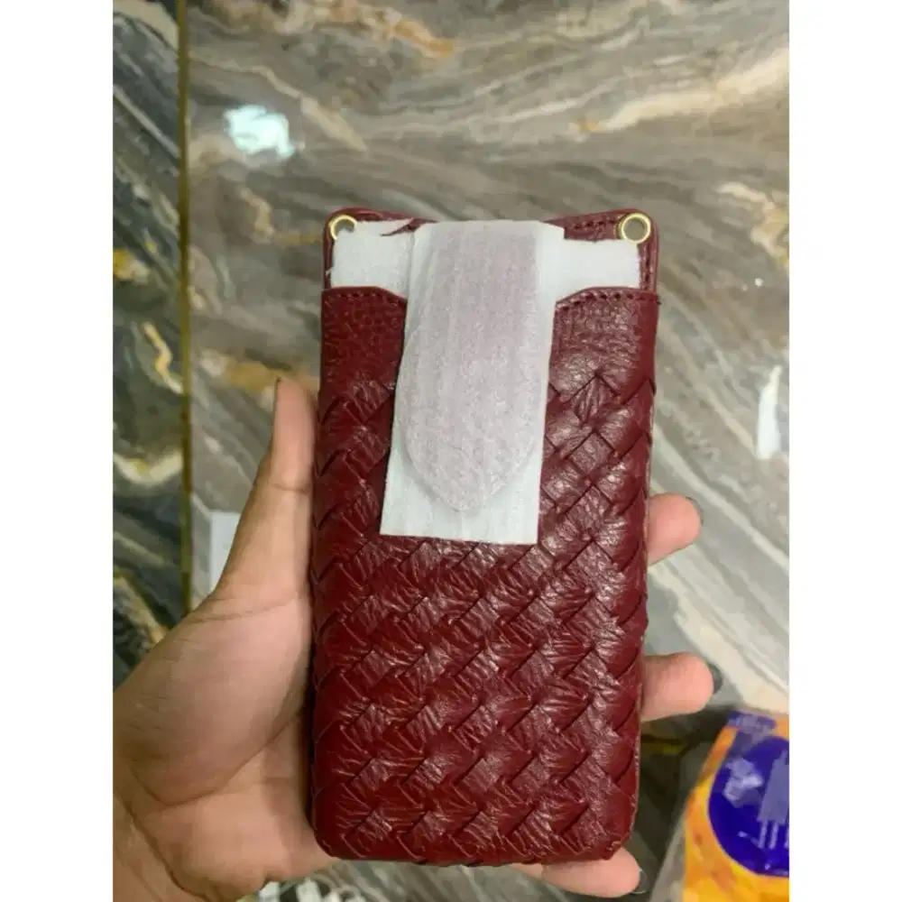Dompet hp bottega