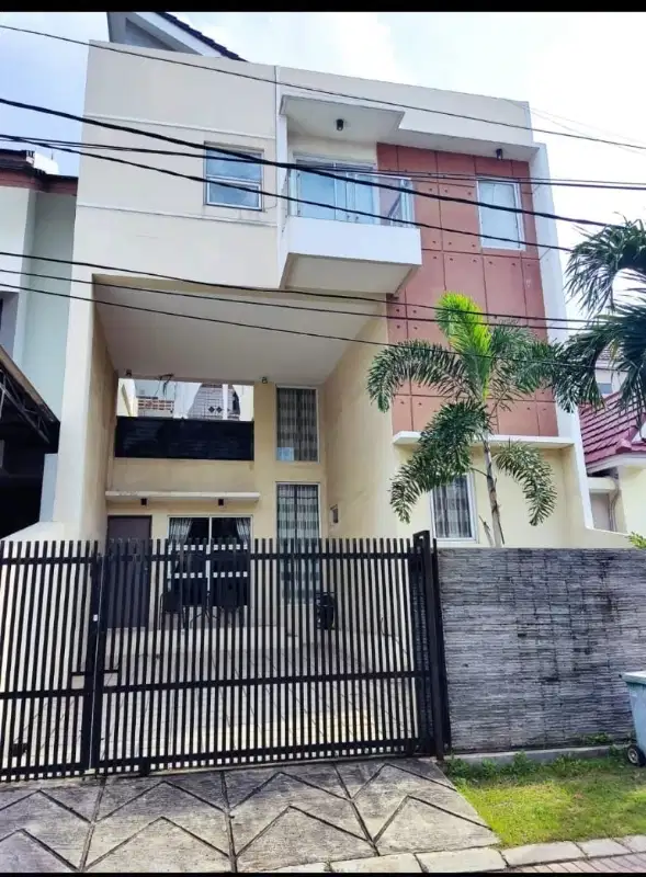 Rumah 3 lantai, 8x16, di Citra Garden 2 ex