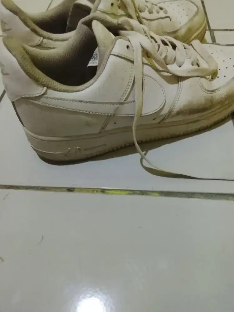 Sepatu Nike AF1 bekas