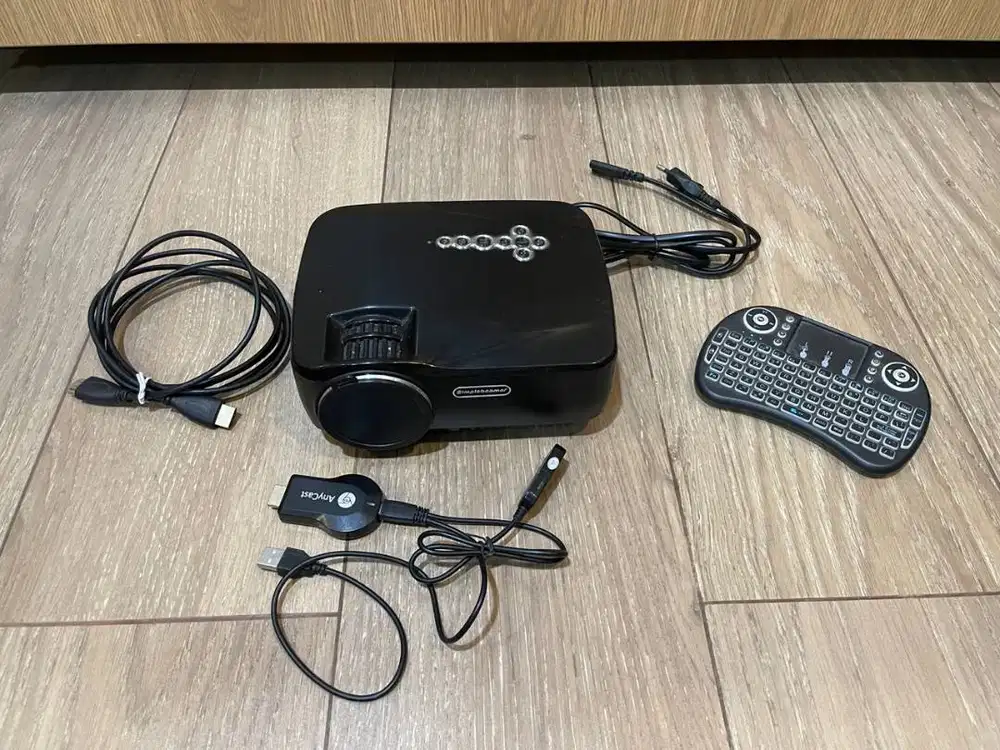 Mini Projector Portable Android GP70UP Kondisi Sangat Baik FULL SET