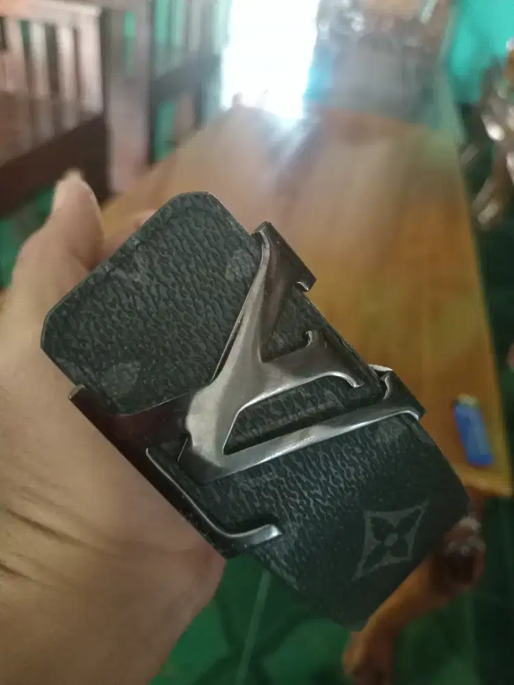 Gesper ikat pinggang