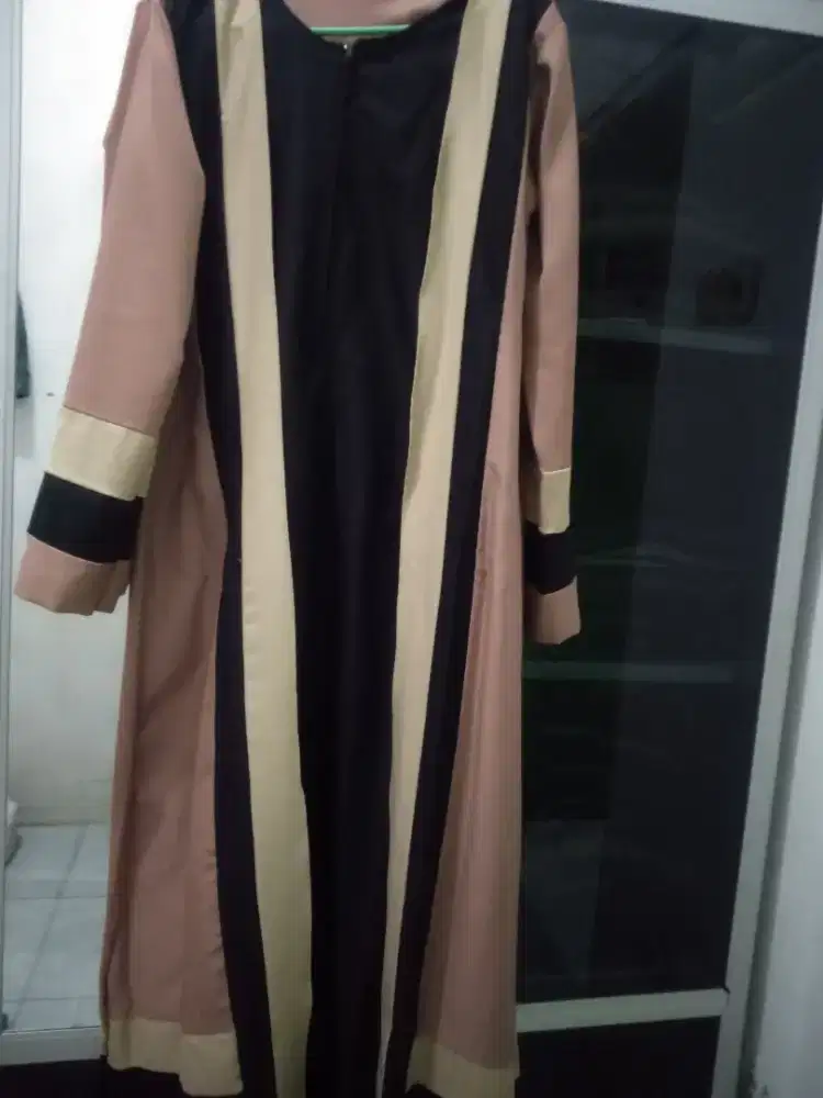 Gamis syar'i murah/ jubah modern