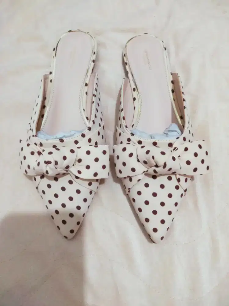 Sepatu / sandal Urban & Co Baru