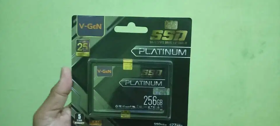 SSD 256 GB 2.5' SATA III