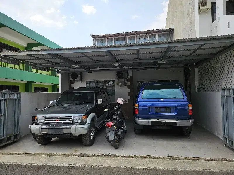 rumah 2 lantai hook di cipete selatan jakarta selatan