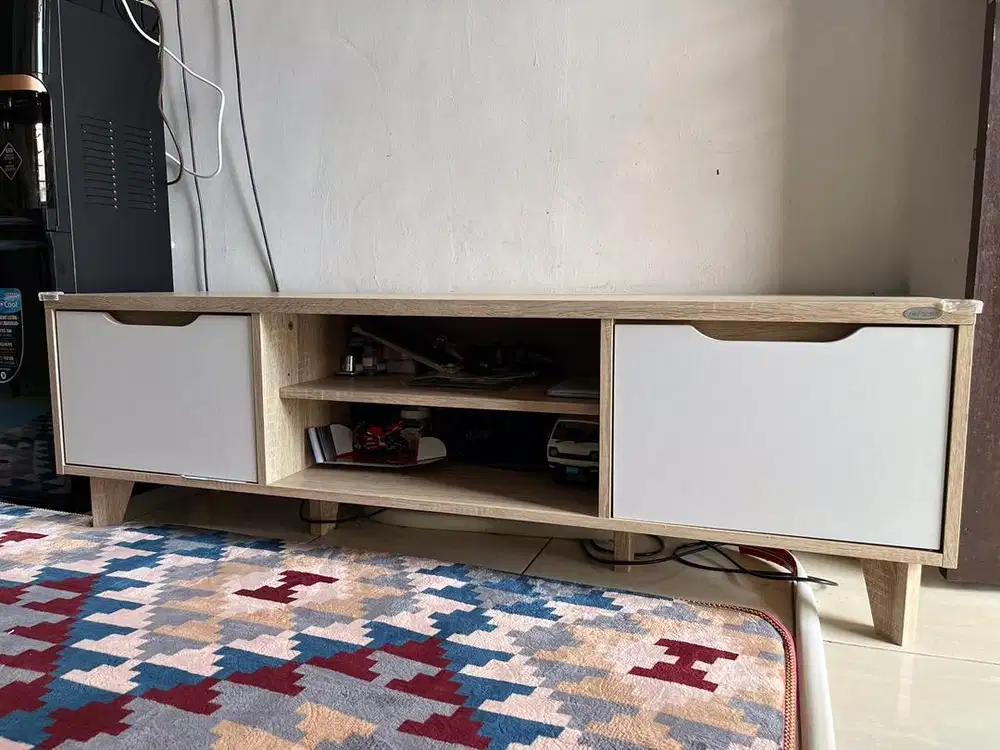 Dijual rak/kabinet laci/ merk Informa bekas