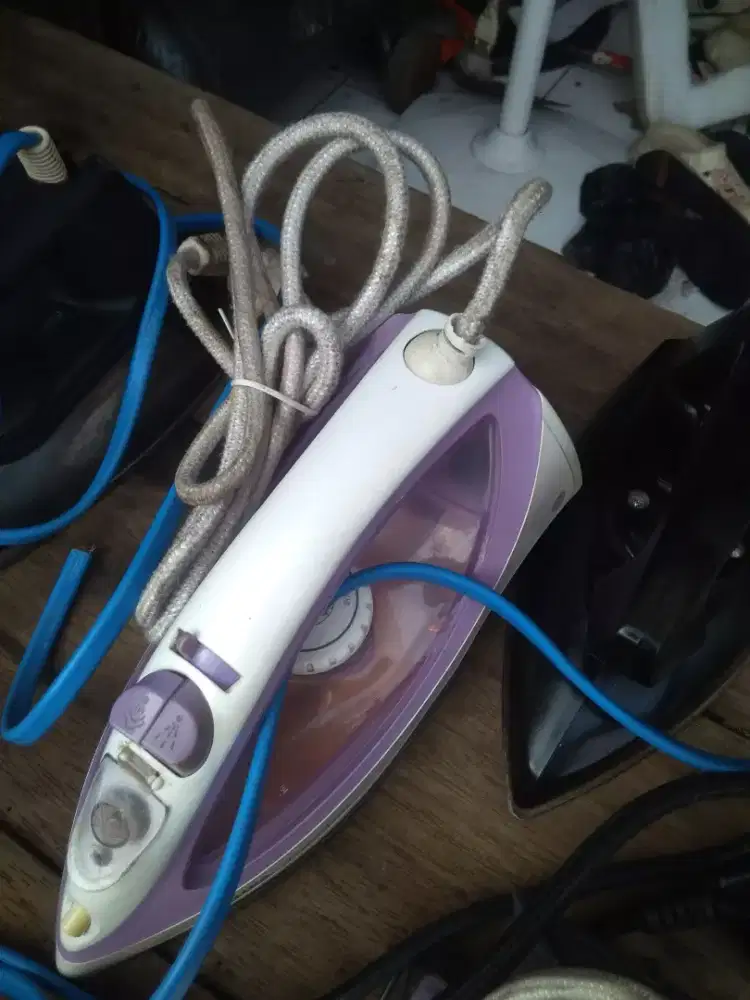 Aneka setrika listrik